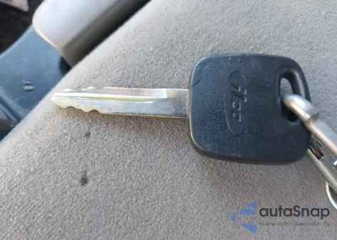 2003 Ford F-150 Lariat/Xlt from USA, damaged, VIN 1FTRW08L43KD25702